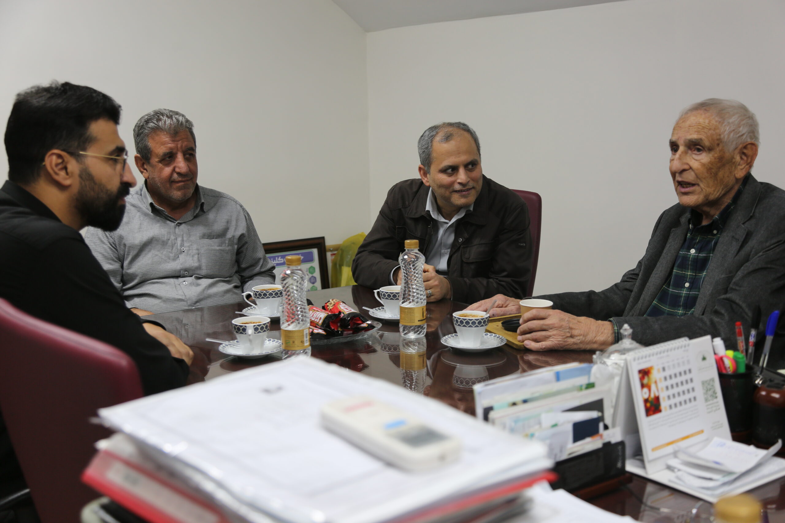 بازدید پروفسور تقی نجابت از درمانگاه خیریه انصار